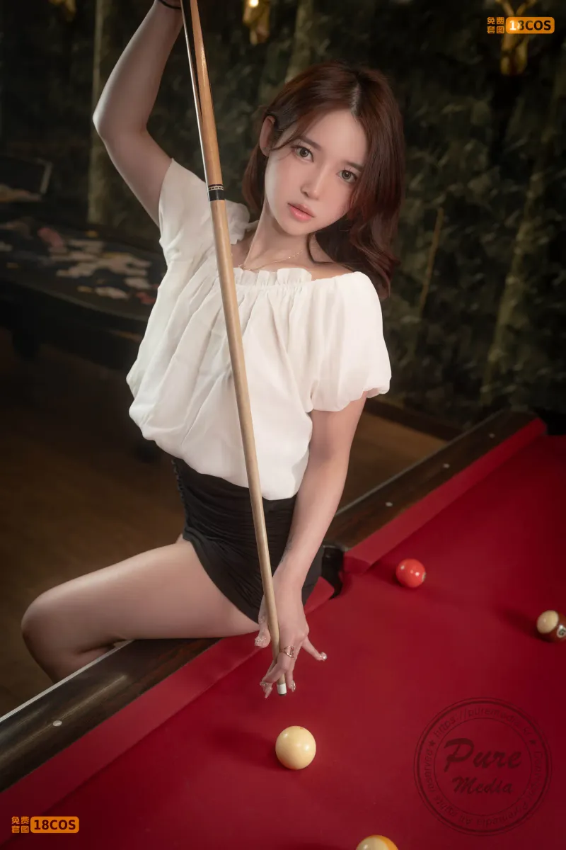 Pure Media 305 Yeha Hard balls & Red hole (P) [142P 220MB]