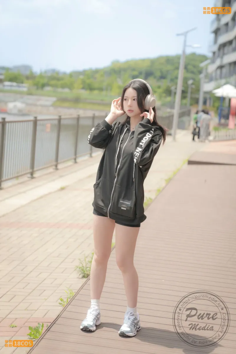 Pure Media 326 Naked on Road [104P 836M]